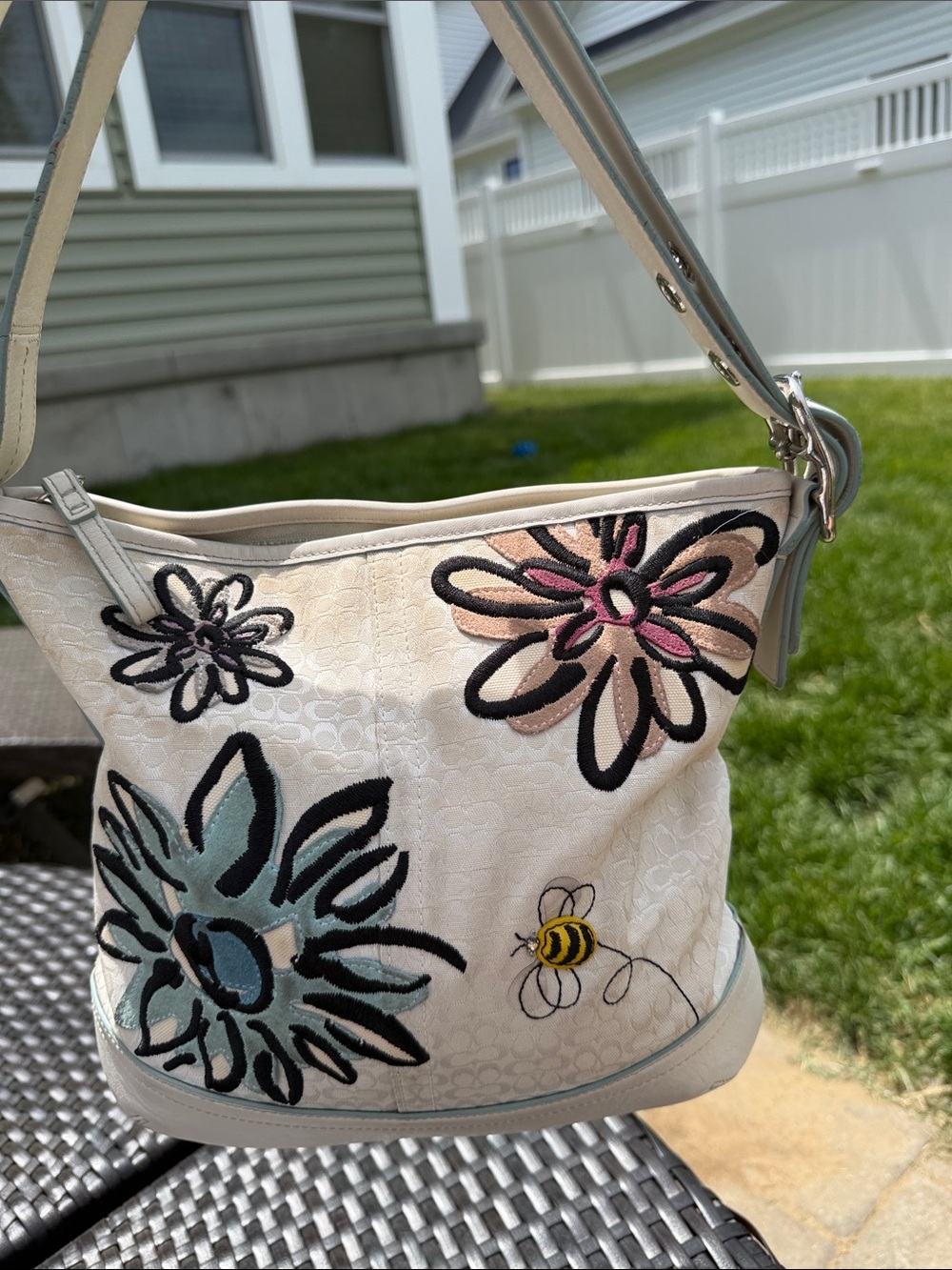 Vintage Y2K Coach Floral Bee Bag